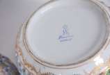 Quatro peças de porcelana. - Quatro peças de porcelana.