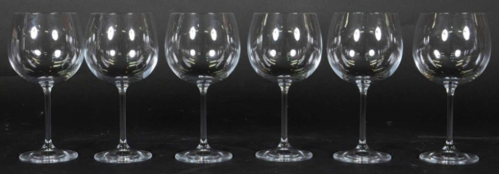 Seis taças de cristal da Bohemia para vinho, feitio ballon, 570 ml. - foto 1 de 2