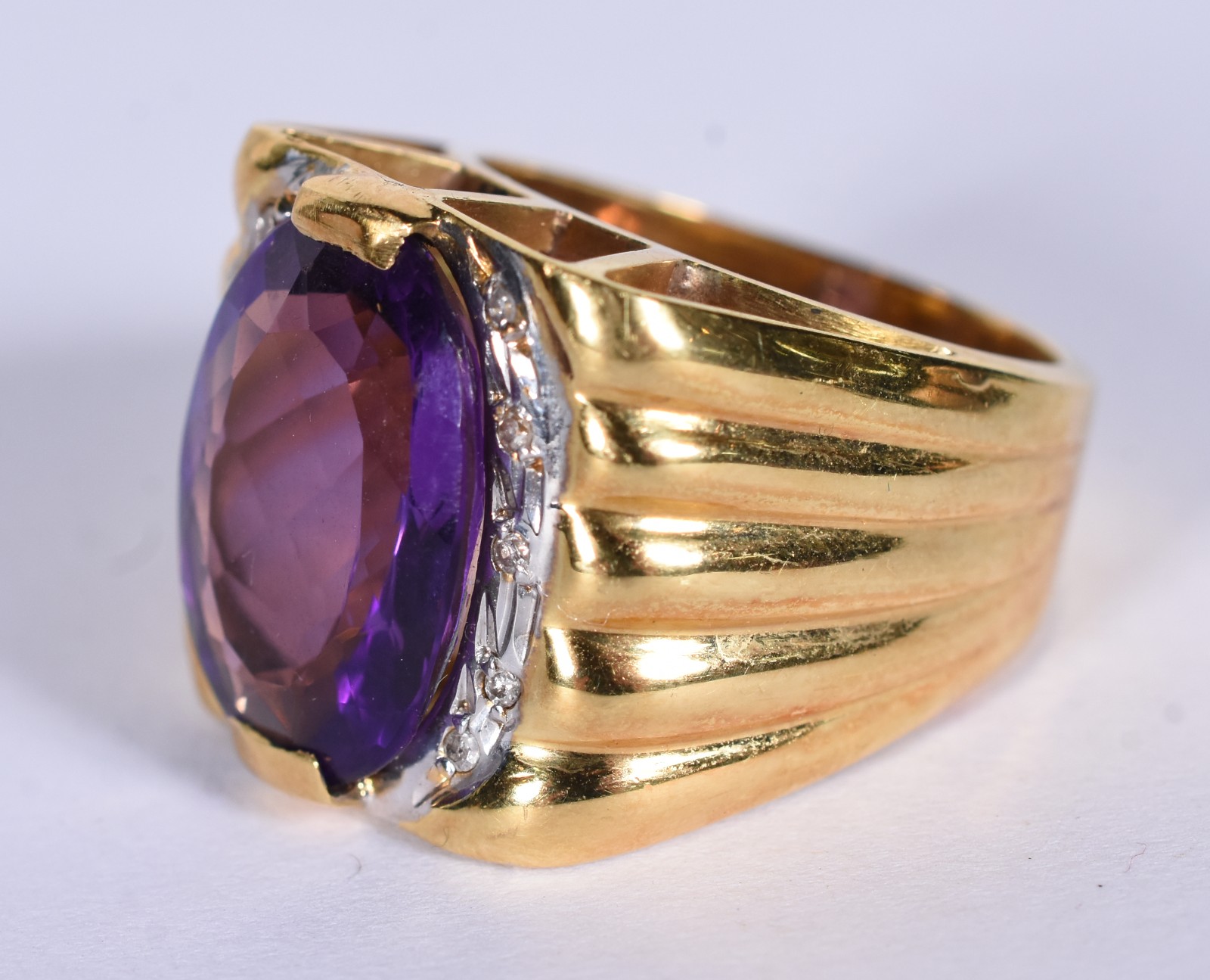 Anel de ouro 18 k com pedra ametista, aro 17 (Por motivos de... - foto 3 de 7