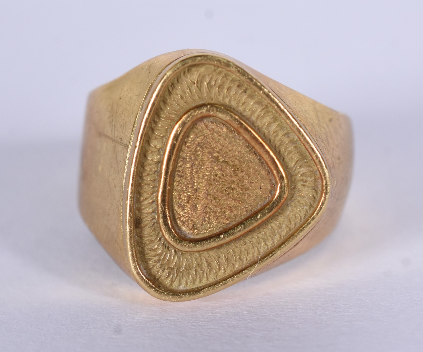 Anel de ouro 18 k, aro 12 (Por motivos de segurança a peça não se... - foto 1 de 5