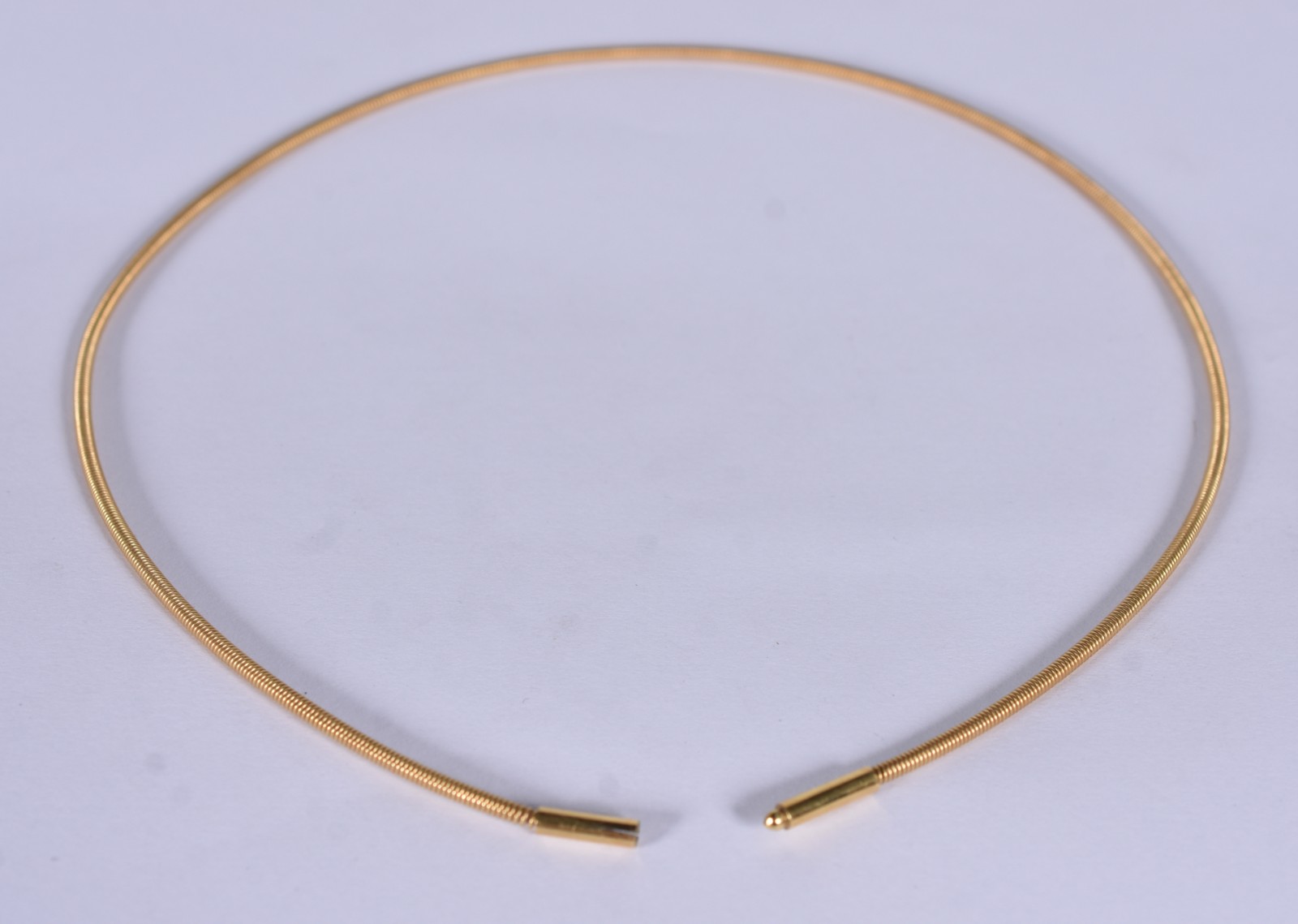Gargantilha de ouro 18 k fio reto (Por motivos de segurança a peça... - foto 1 de 4