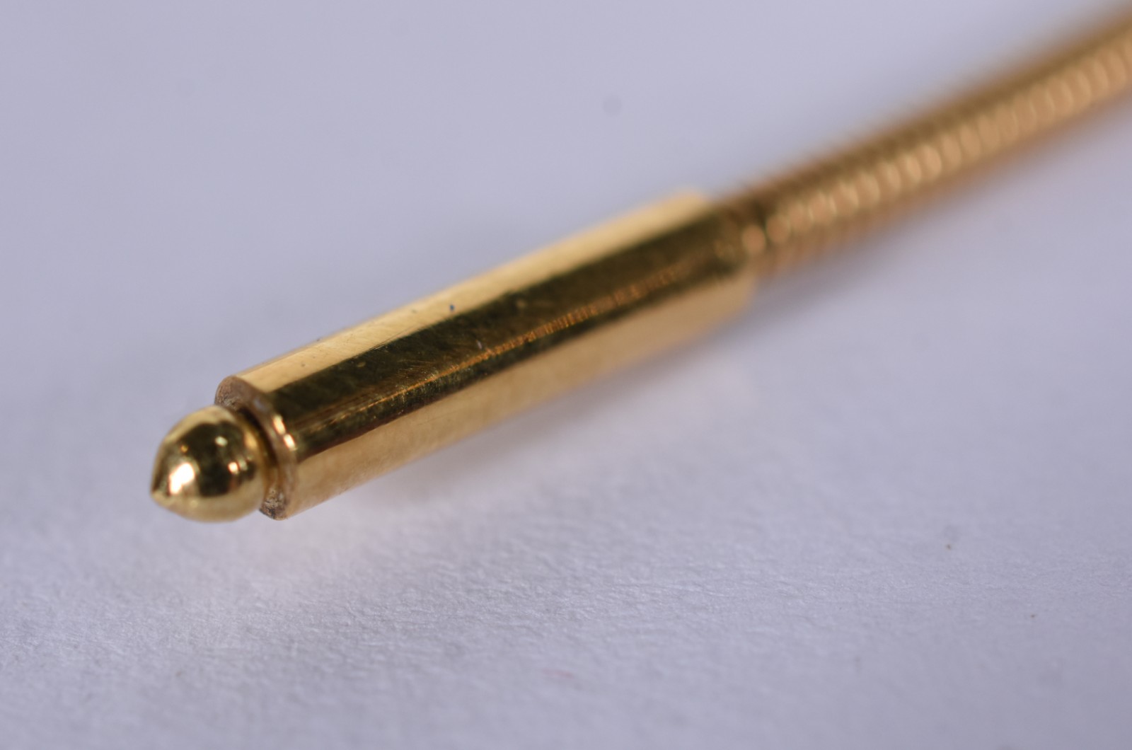 Gargantilha de ouro 18 k fio reto (Por motivos de segurança a peça... - foto 4 de 4