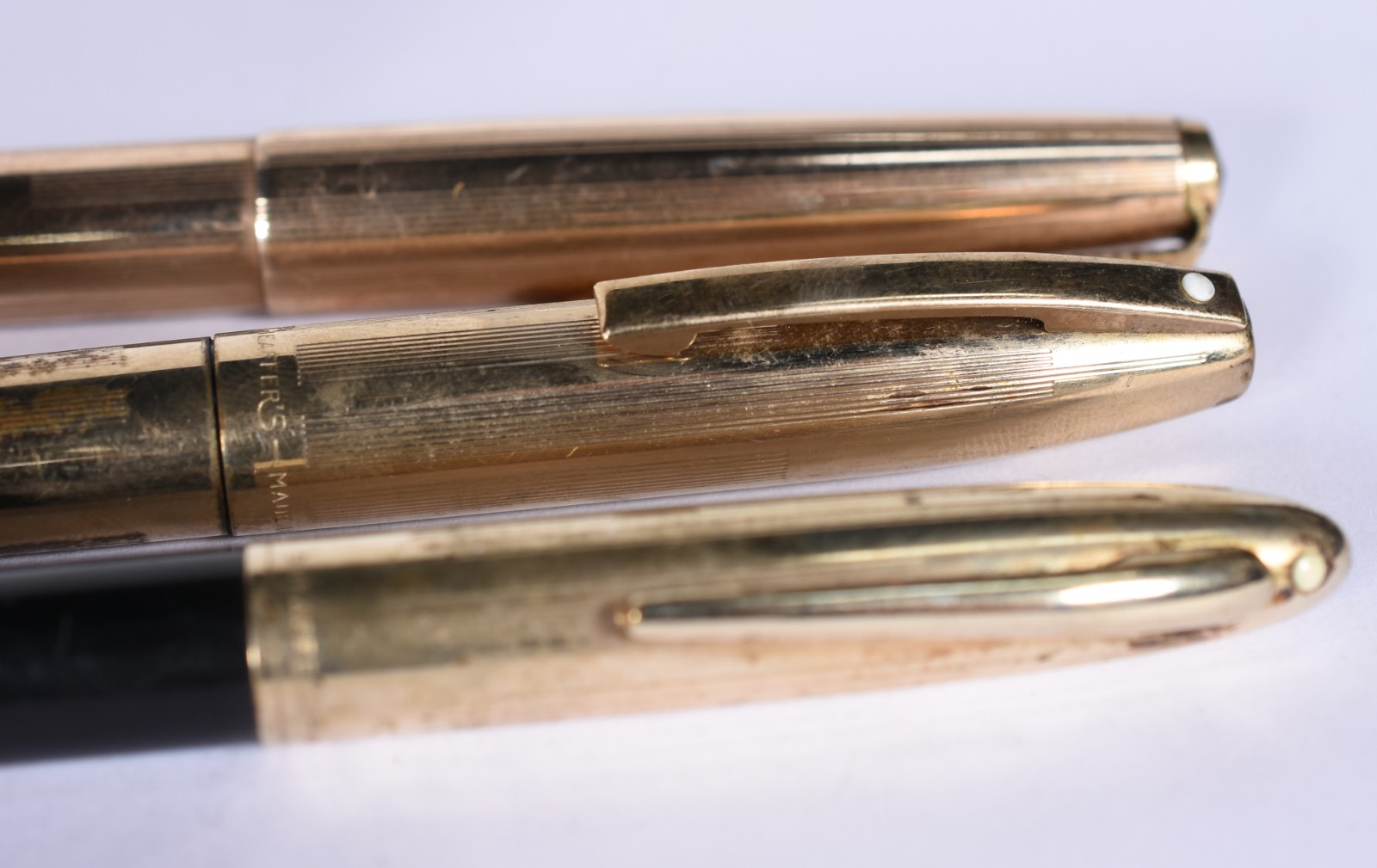 Tres canetas tinteiro sendo uma Parker e duas Sheaffer. Filetadas a... - foto 7 de 8