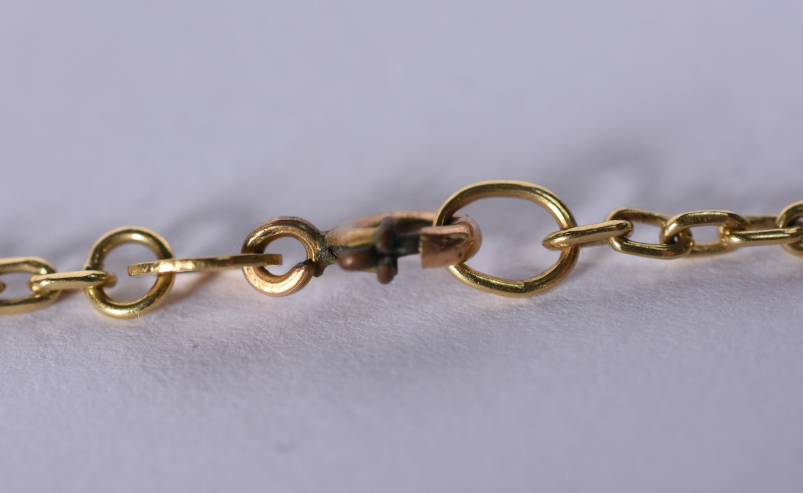 Dois cordões de ouro 18 k (Por motivos de segurança a peça não se... - foto 2 de 7