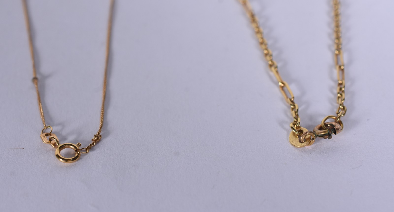 Dois cordões de ouro 18 k (Por motivos de segurança a peça não se... - foto 5 de 7