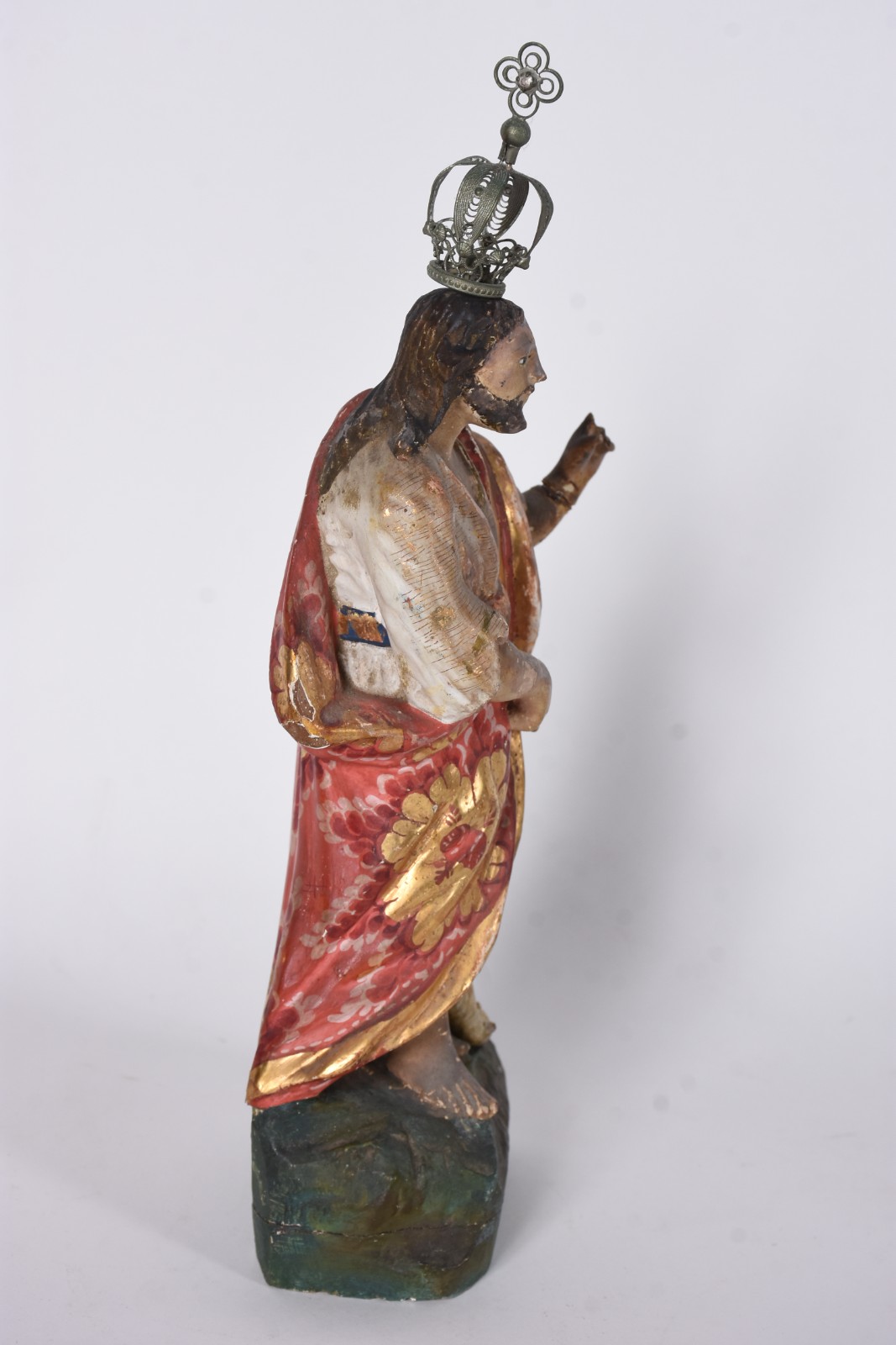 São João Batista - Imagem de madeira policromada com coroa. - foto 2 de 8