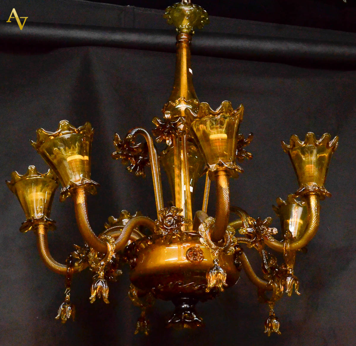 Lustre de murano ambar para 6 luzes, alt.0,86 m.