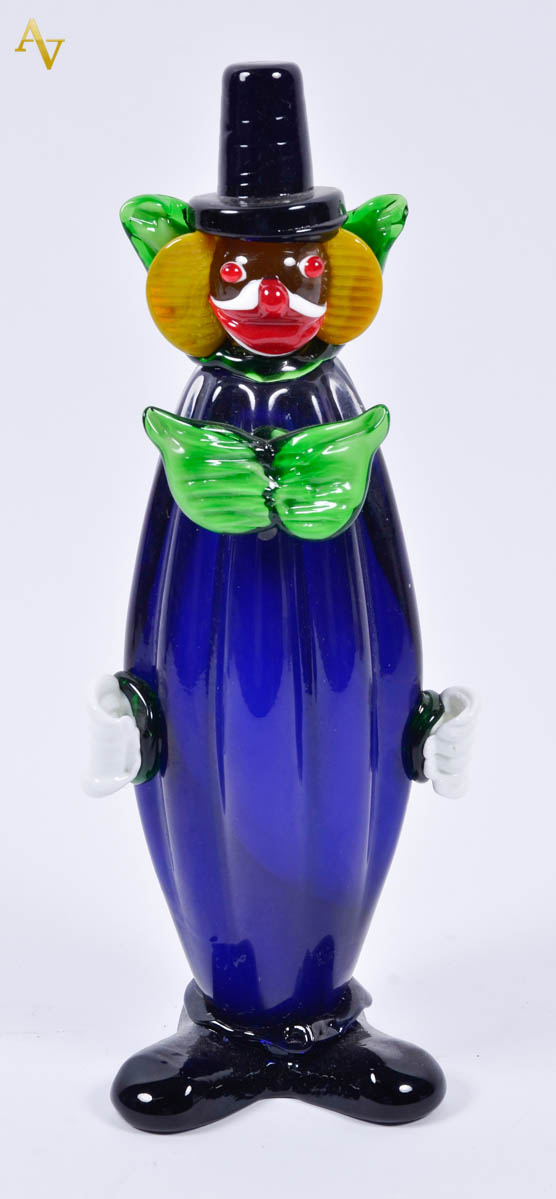 Estatueta de murano policromado repres.palhaço, alt. 31 cm.