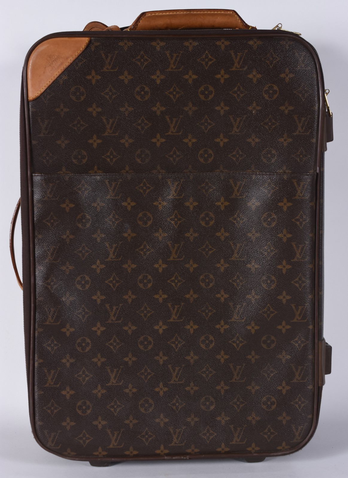Louis Vuitton (1854) - foto 1 de 10
