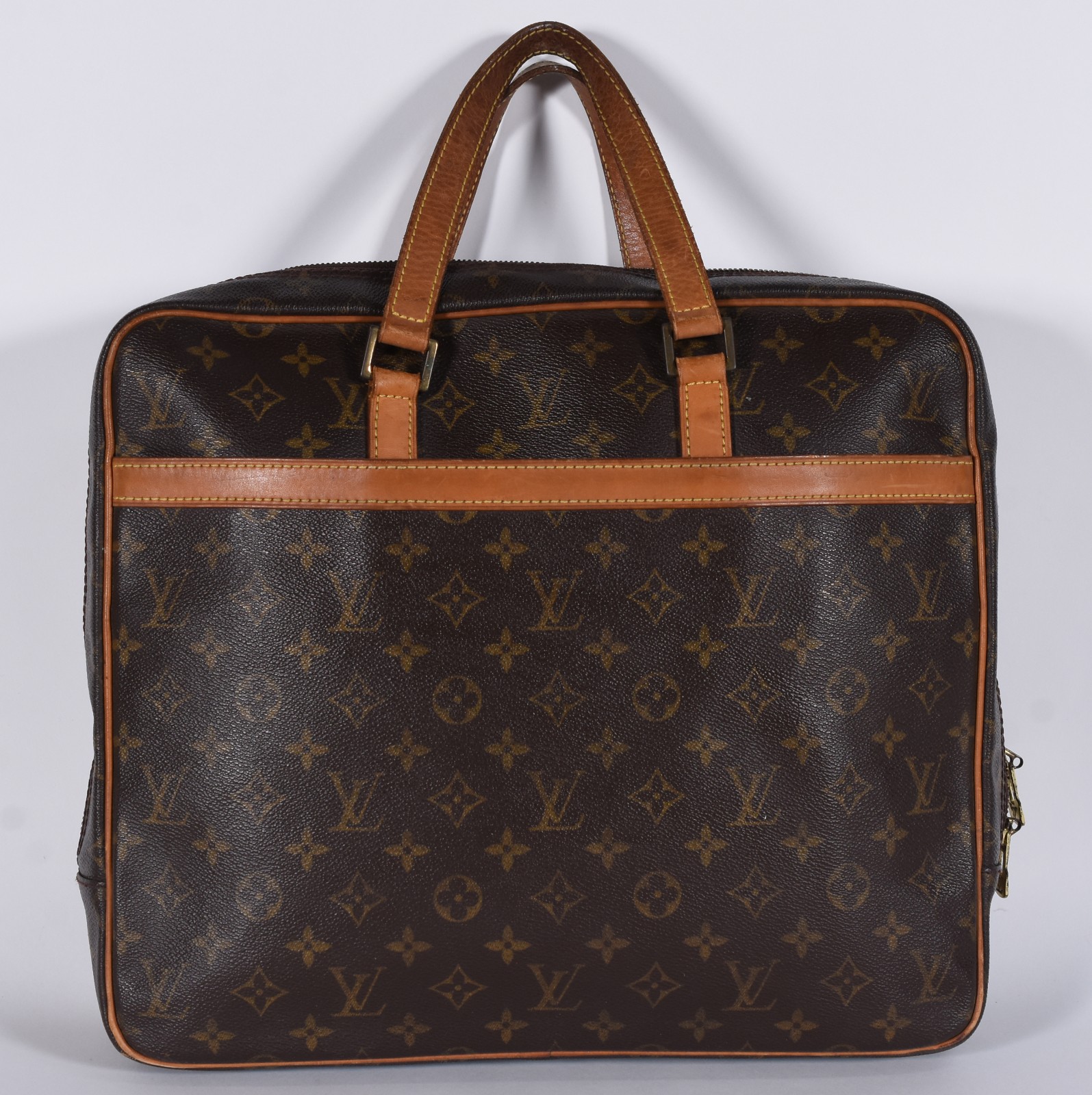 Louis Vuitton (1854) - foto 1 de 5