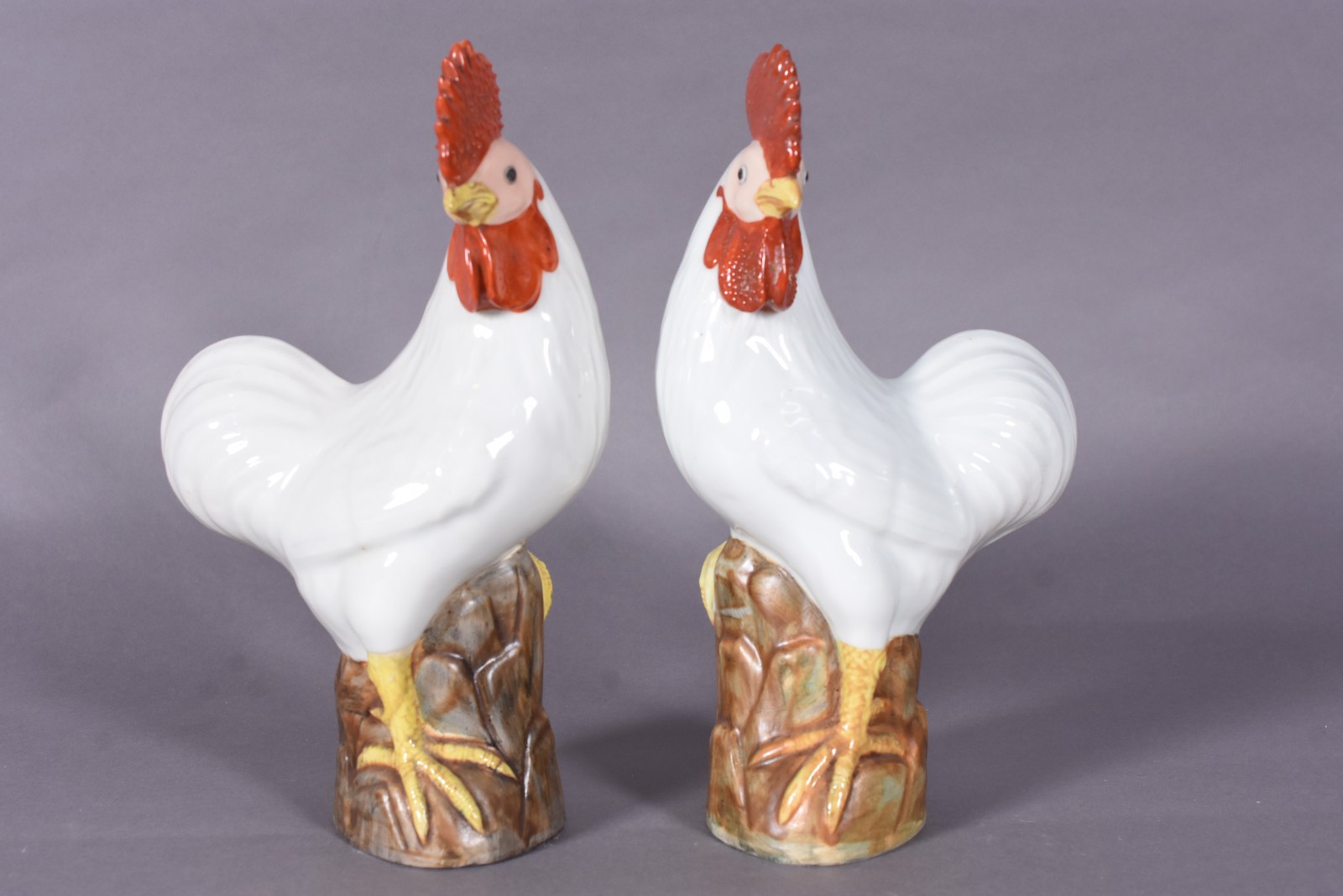 Par de galos de porcelana oriental. - foto 1 de 5