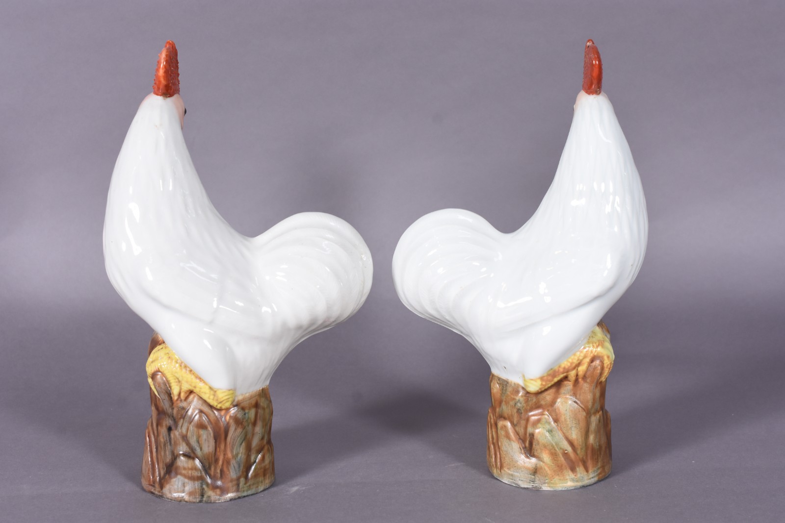 Par de galos de porcelana oriental. - foto 4 de 5