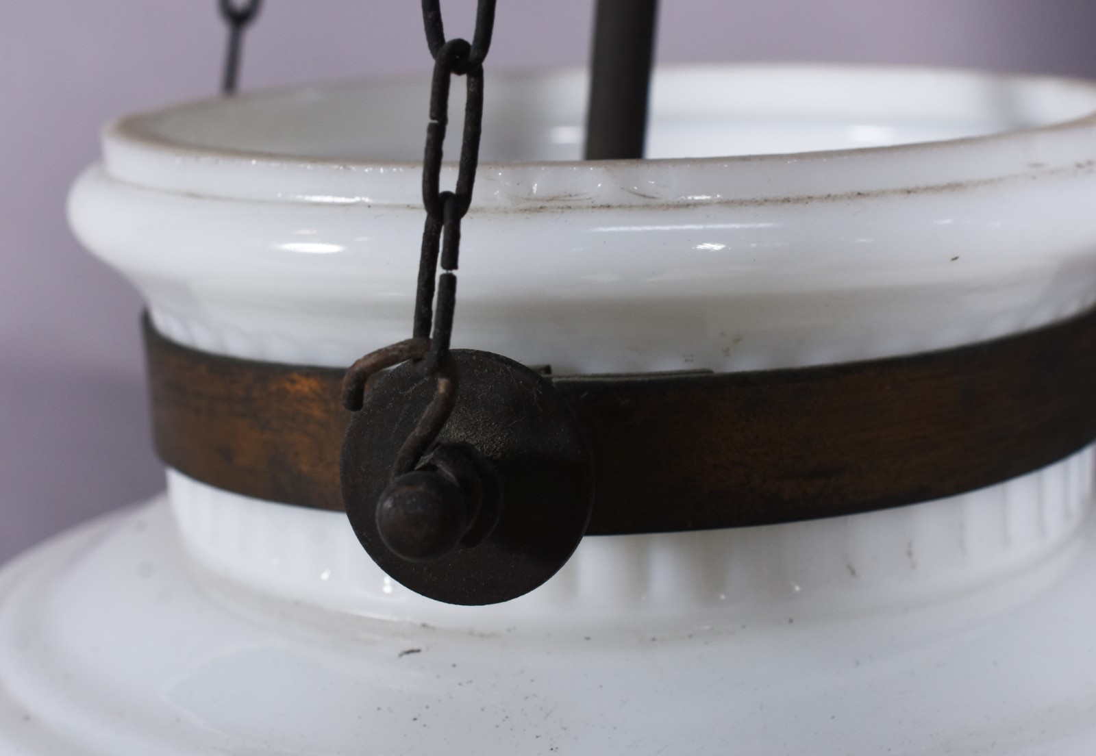 Lanterna de teto branca de vidro trabalhado. - foto 4 de 4