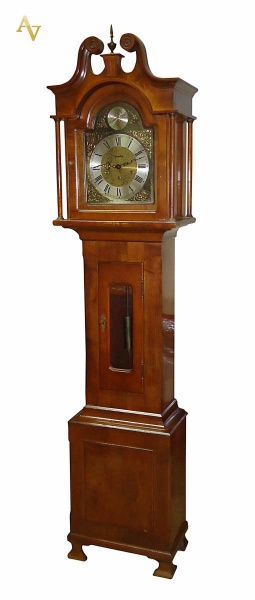 Relógio Alemão de coluna Tempus Fugit DANAKER. Alt. 1.80m.