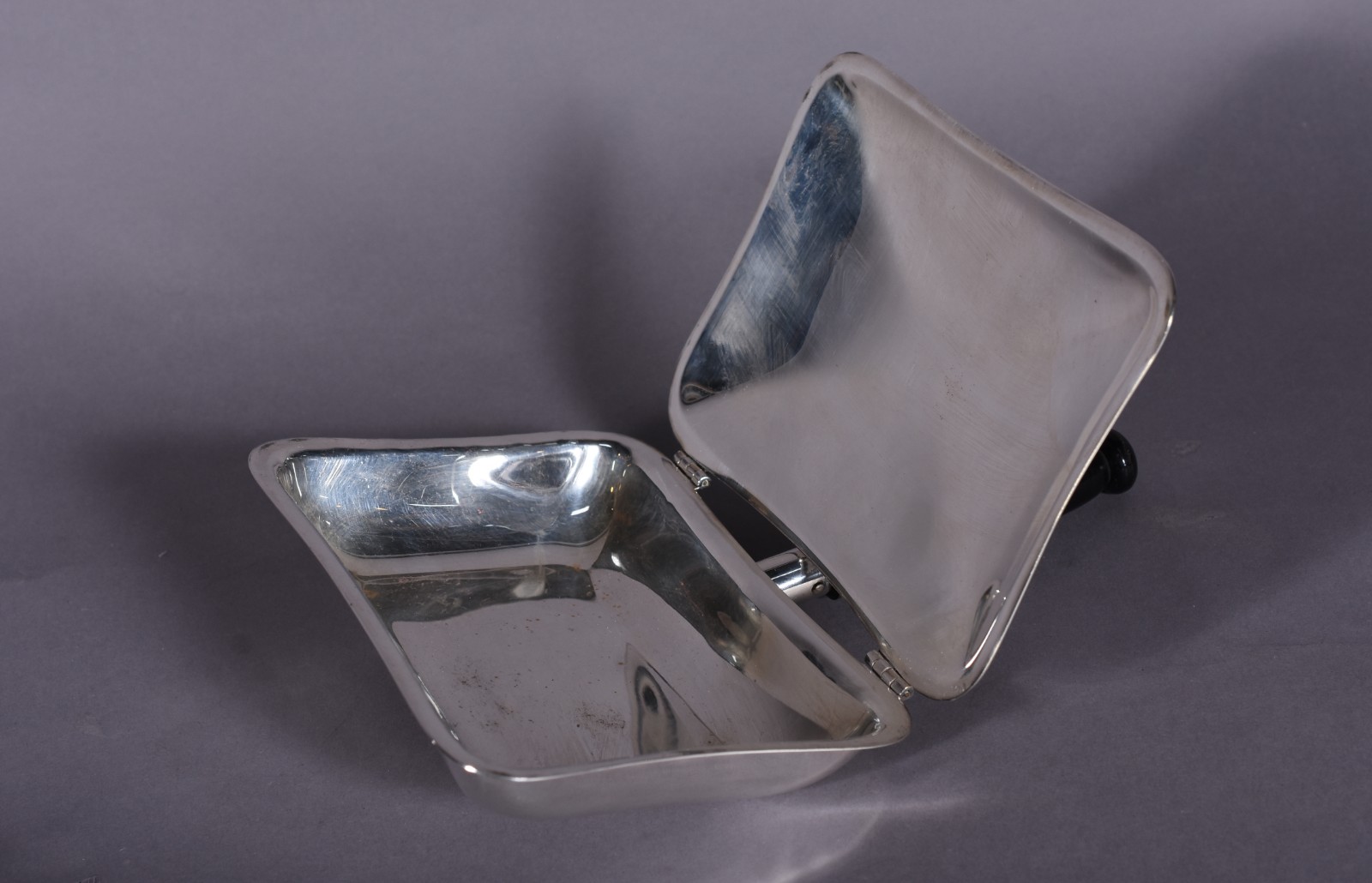 Diversas peças de metal, sendo: cata migalha, bowl, bowl com gomos... - foto 6 de 9