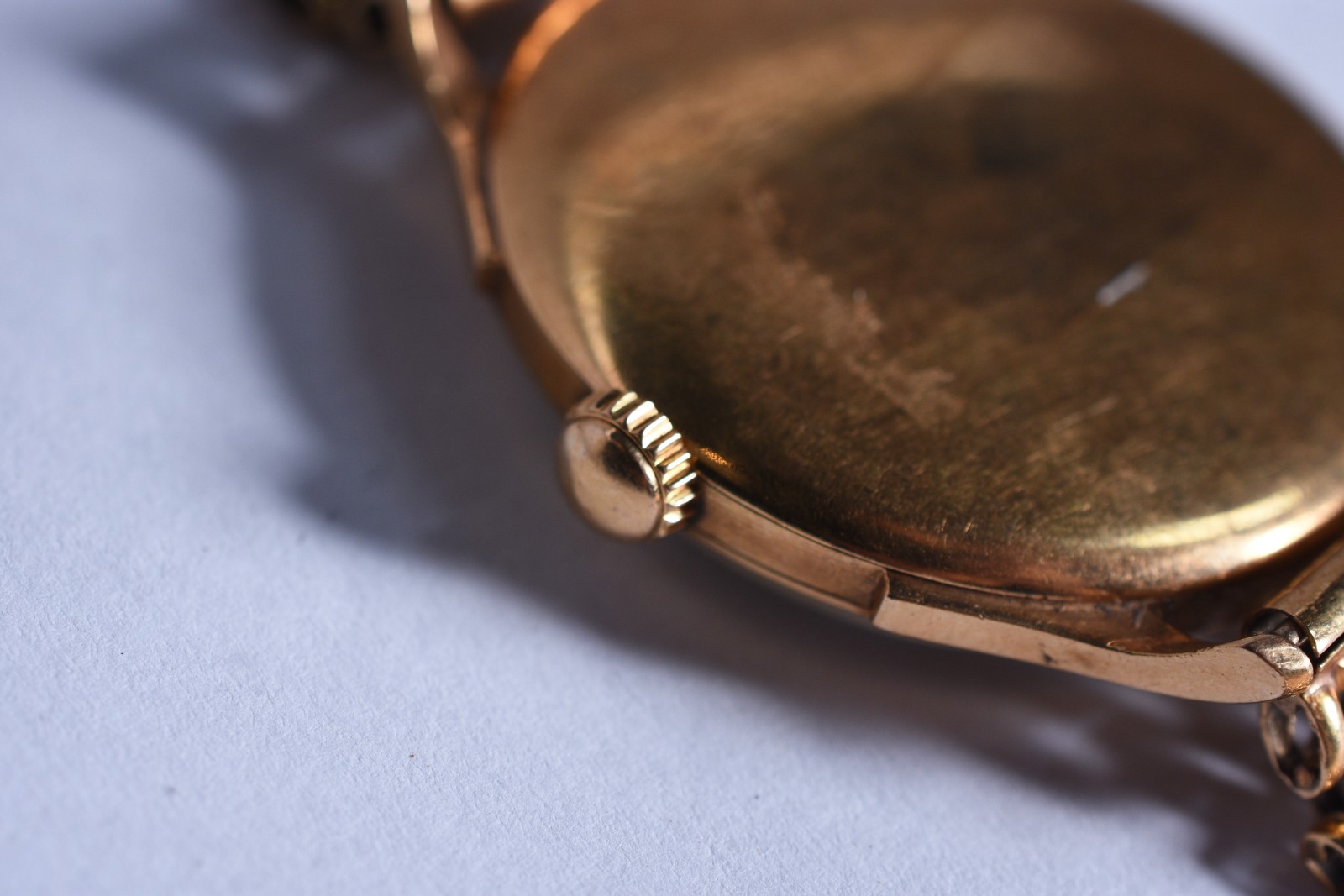 Relógio Ômega de pulso, máquina original com caixa de ouro 18k., sem... - foto 7 de 10