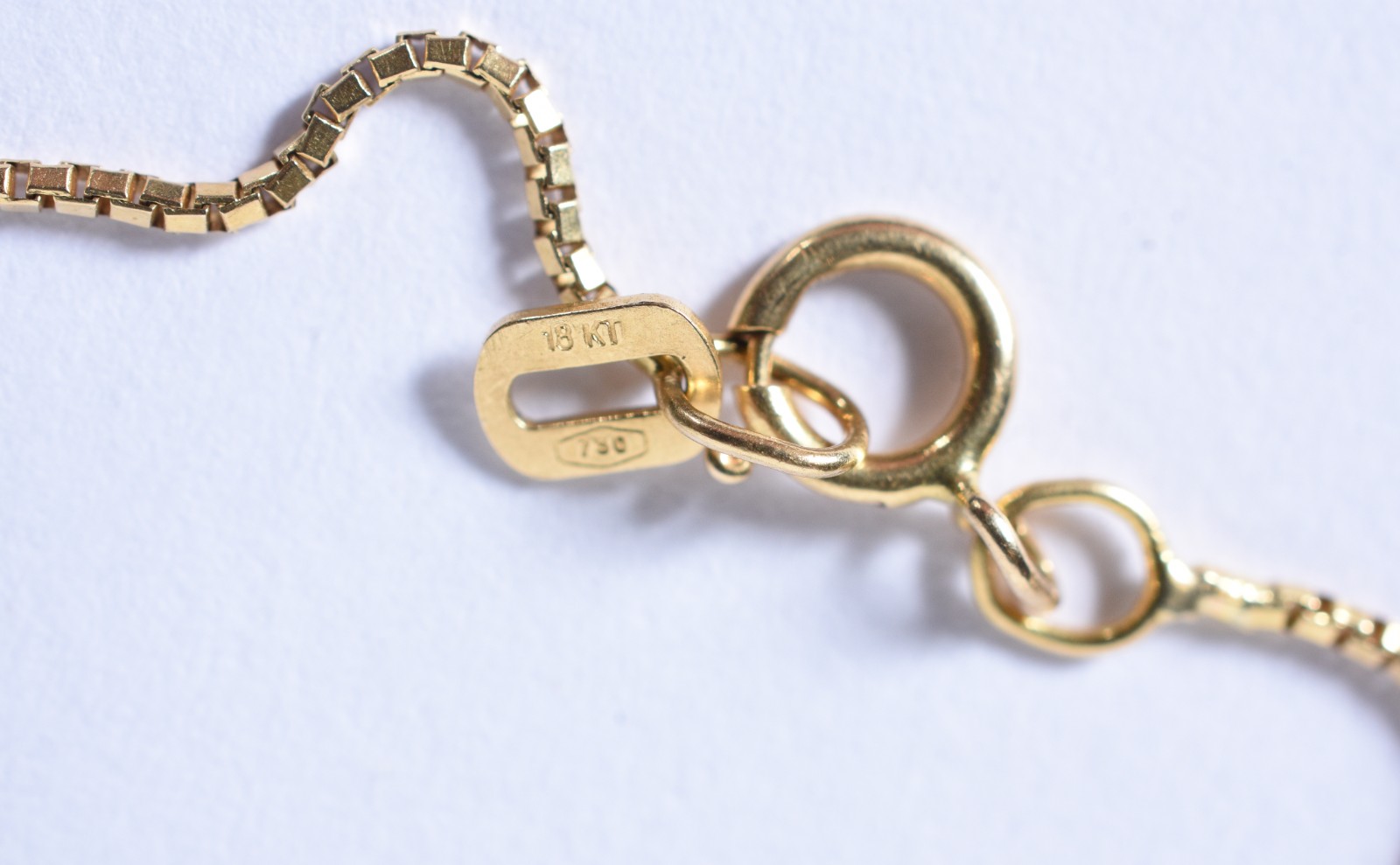 Colar de ouro 18k, unissex, pingente na forma de coração com mini... - foto 3 de 7