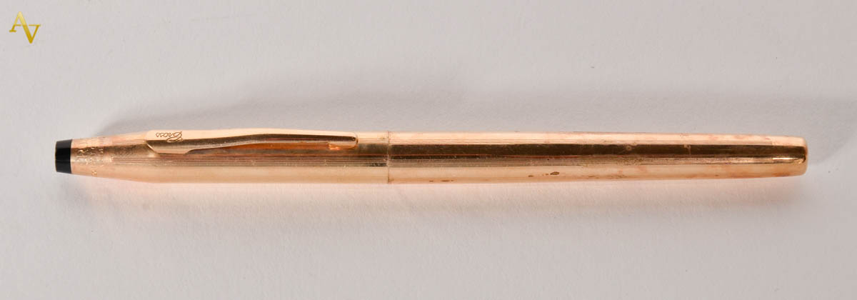 Caneta Cross.