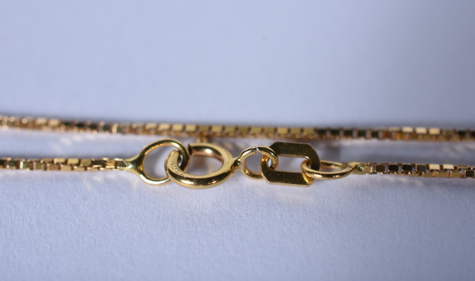 Colar de ouro 18 k, contraste 750 e pingente estrela de Davi (Por... - foto 7 de 8