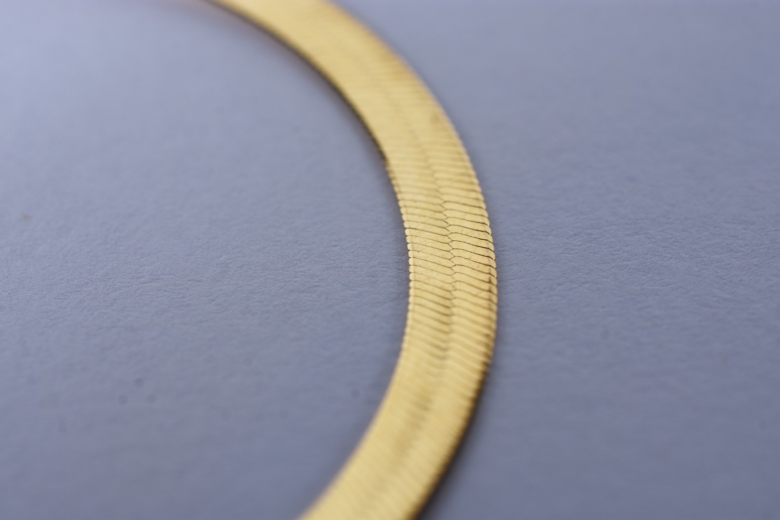 Pulseira de ouro 18 k, contraste 750 na forma de lâmina (Por motivos... - foto 5 de 5