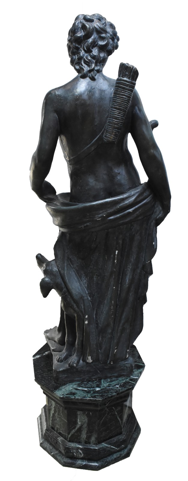 Grande escultura de cimento patinado representando figura mitológica... - foto 4 de 10