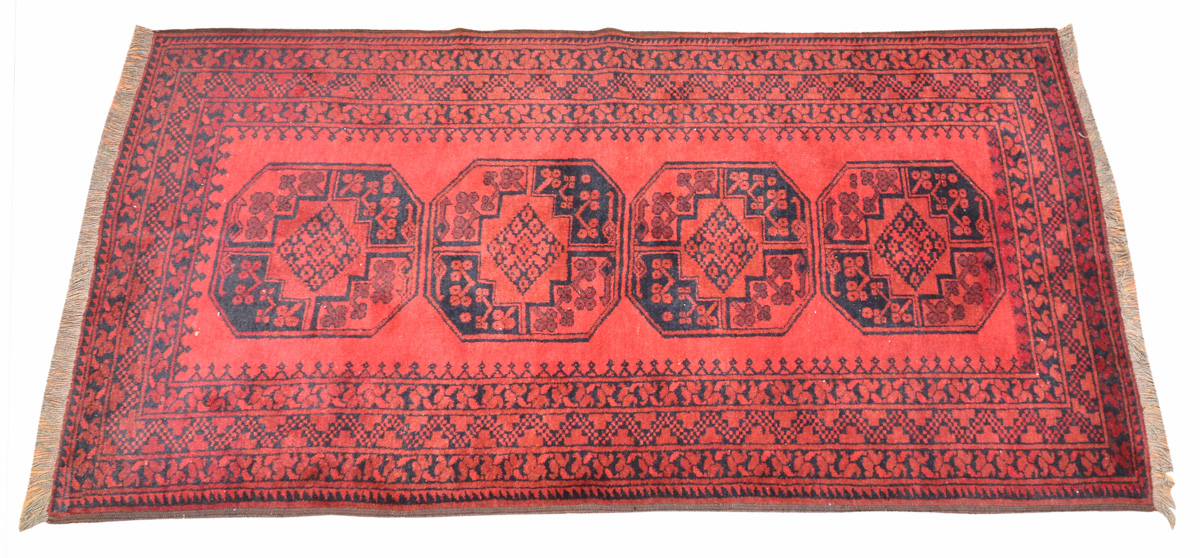 Tapete vermelho Afghan med.2,10 x 1,22 m.