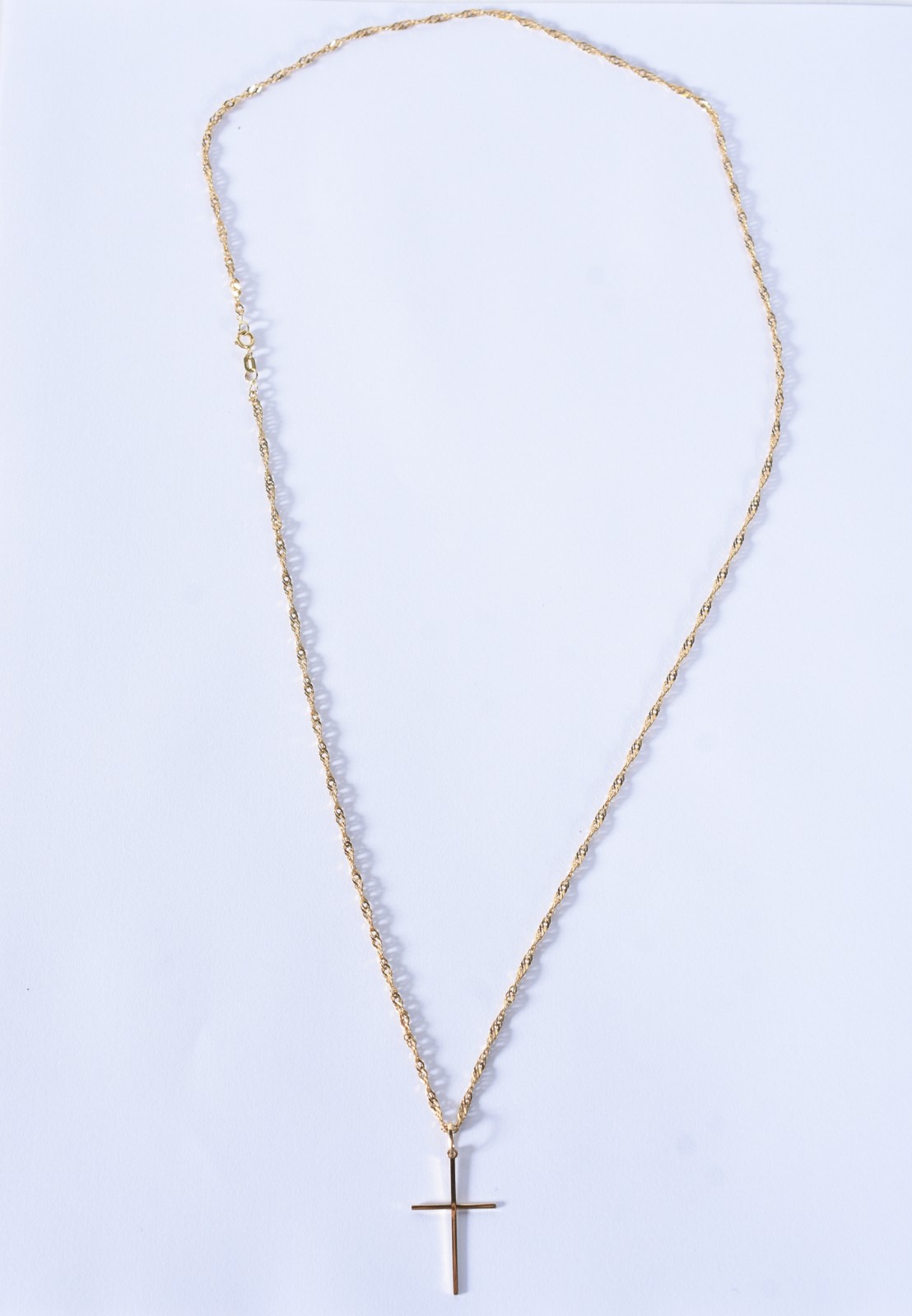 Colar de ouro 18 k, contraste 750, entrelaçados com crucifixo (Por... - foto 2 de 6