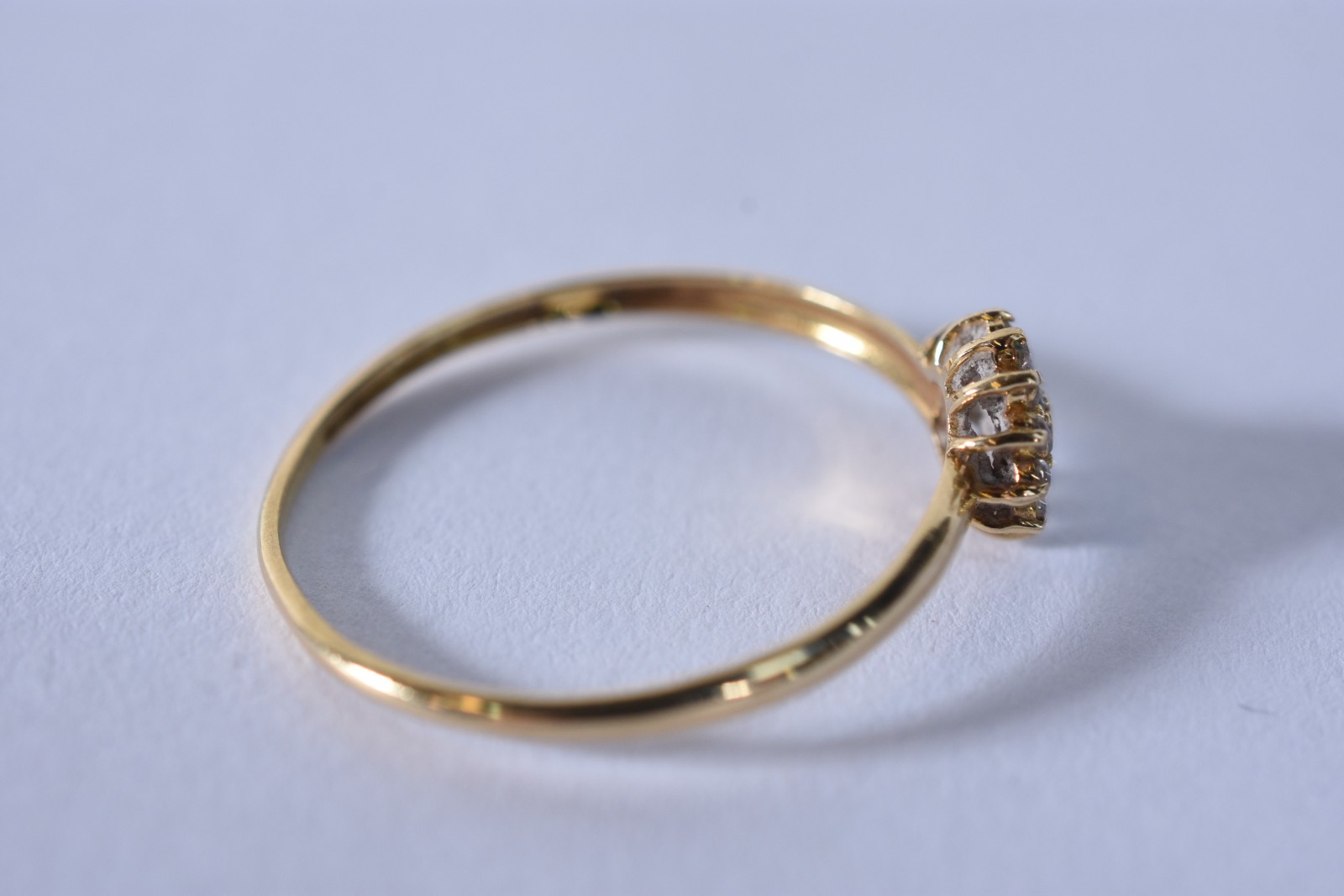 Anel de ouro 18k, contraste 750 feitio chuveiro cravejado com mini... - foto 5 de 5
