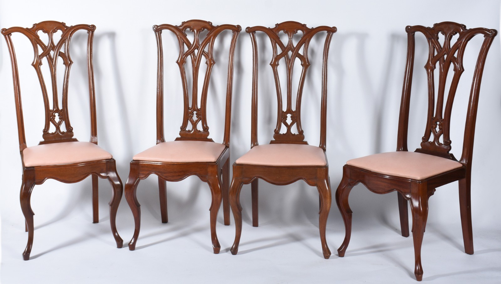 Mesa de jantar com 2 bases de mármore na forma triangular, tampo de... - foto 5 de 8