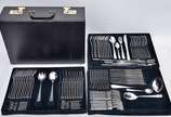 Faqueiro de aco inox com 125 pecas, comp. de 12... - Faqueiro de aco inox com 125 pecas, comp. de 12 facas, 12 garfos e 12 colheres grandes; 12 facas, 12 garfos e 12 colheres de sobremesa; 12 facas...
