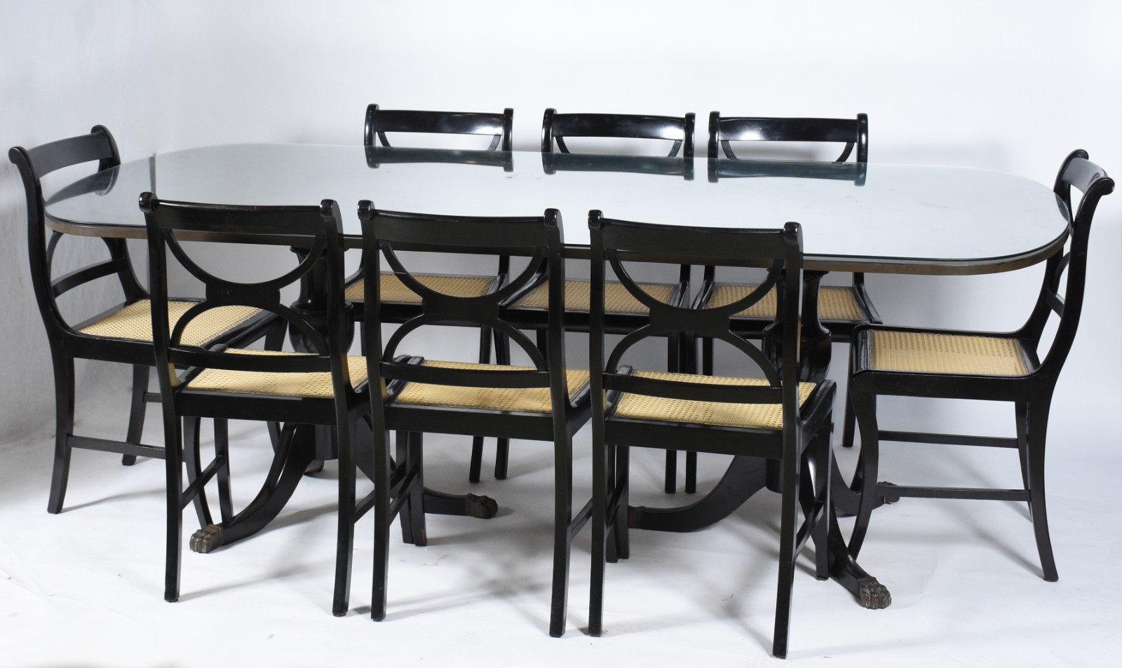 Mesa de jantar de madeira nobre com lacca negra, base em duplo... - foto 1 de 11