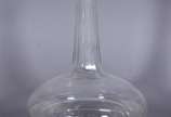 Serviço de cristal tcheco com borda dourada com... - Serviço de cristal tcheco com borda dourada composto de: 12 taças para vinho tinto, 12 para vinho branco, 12 para vinho do Porto, 11 para licor,...