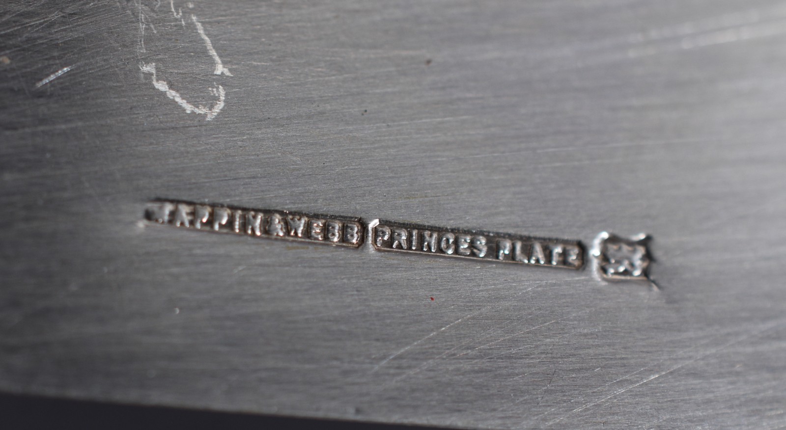 Seis lavandas e espátula de metal prateado inglês. - foto 5 de 7