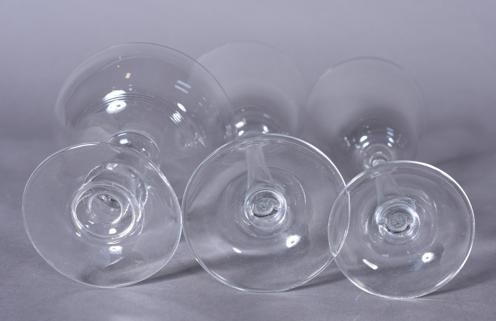 Serviço de cristal composto de: 6 para vinho branco e 5 para vinho... - foto 4 de 4