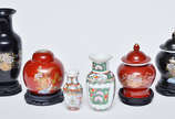 Diversas peças de porcelana, sendo 3 potiches e... - Diversas peças de porcelana, sendo 3 potiches e 3 vasos diversos orientais (alt. maior 23 cm).
