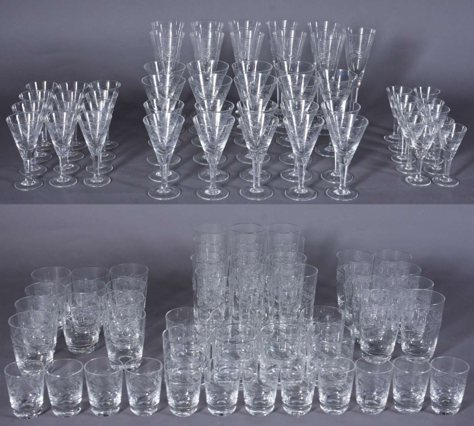 Serviço de cristal com folhas lapidadas, composto de: 10 taças para... - foto 1 de 5