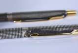 Caneta esferográfica e lapiseira "Parker - Ster... - Caneta esferográfica e lapiseira "Parker - Sterling Cap & Barrel" em prata. No estojo.