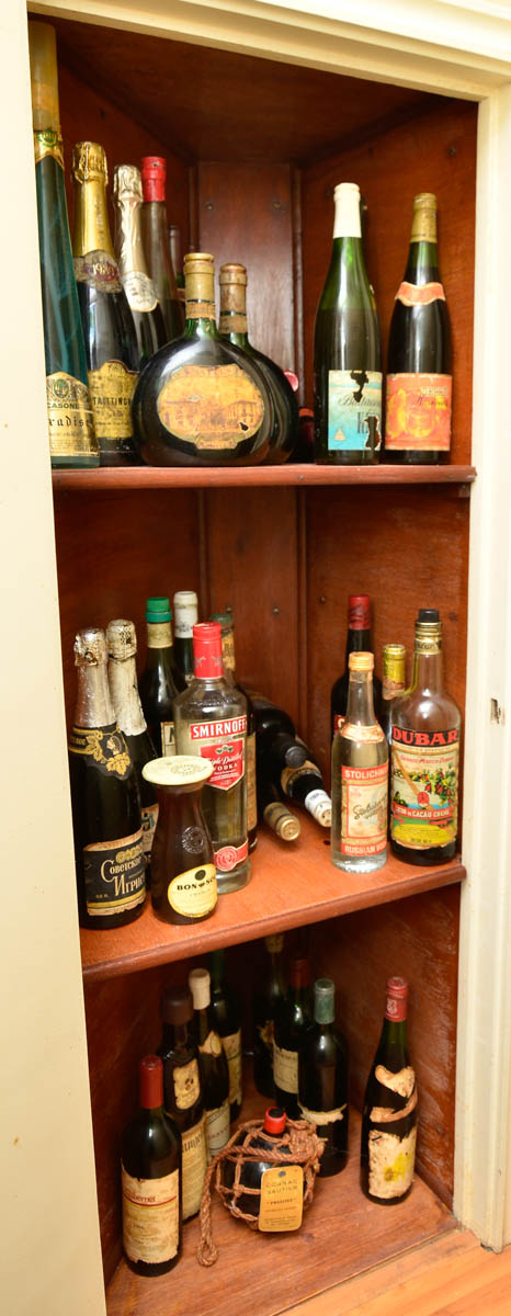 Lote com 36 bebidas diversas.
