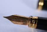 Waterman (1883),  - Caneta tinteiro francesa de metal dourado e preto, no estojo.