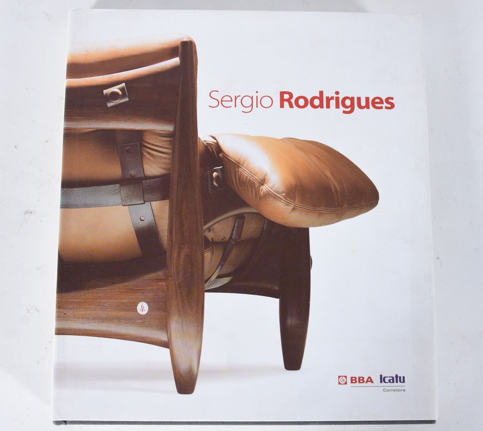 Sérgio Rodrigues - Livro sobre o arquiteto e designer ricamente... - foto 1 de 5