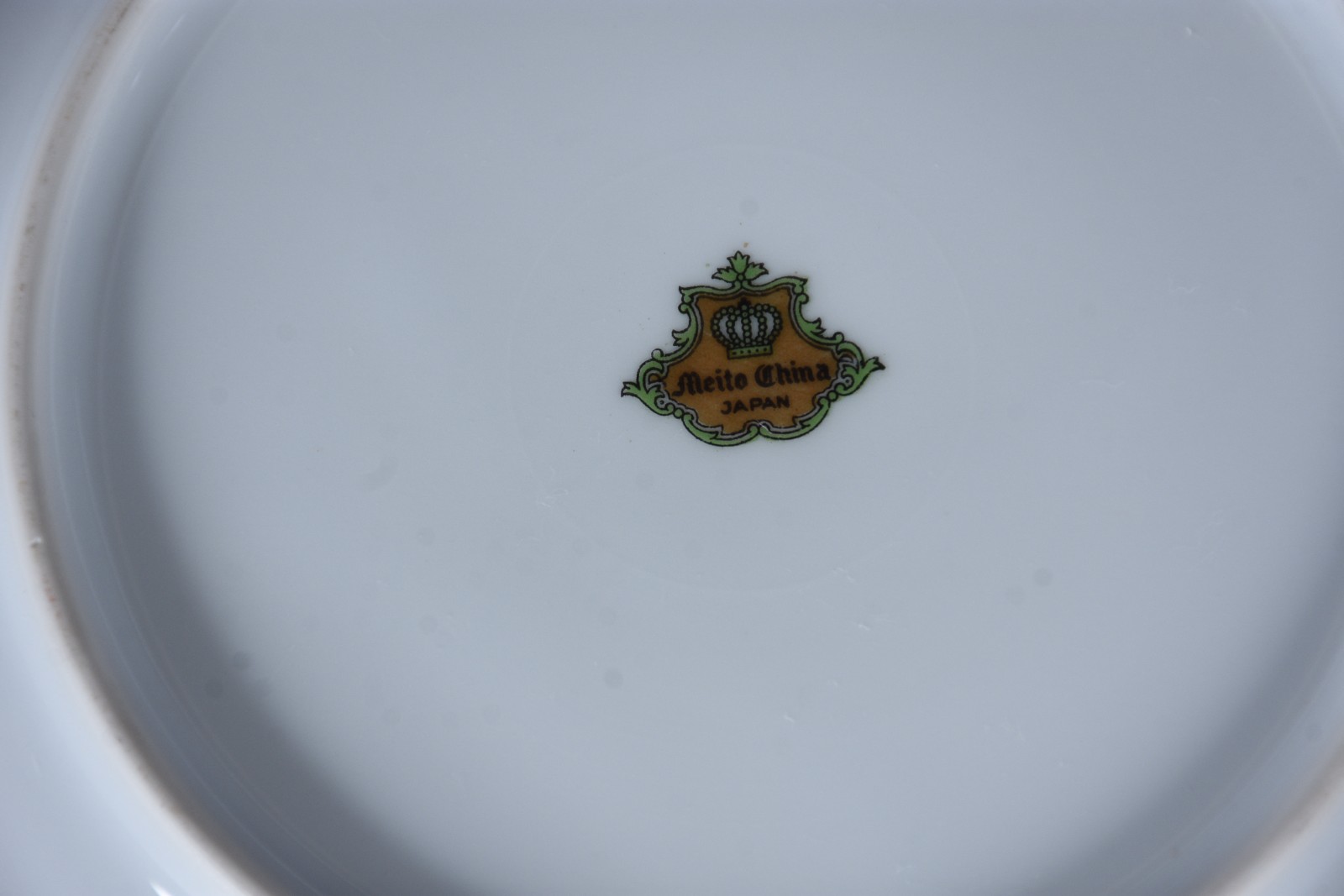 Serviço de jantar de porcelana japonesa MEITO, na cor branca decorada... - foto 5 de 7