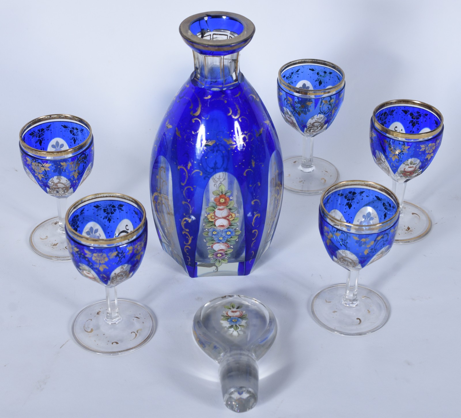 Licoreira com 5 cálices de cristal facetado doublé azul com pequenas... - foto 3 de 10