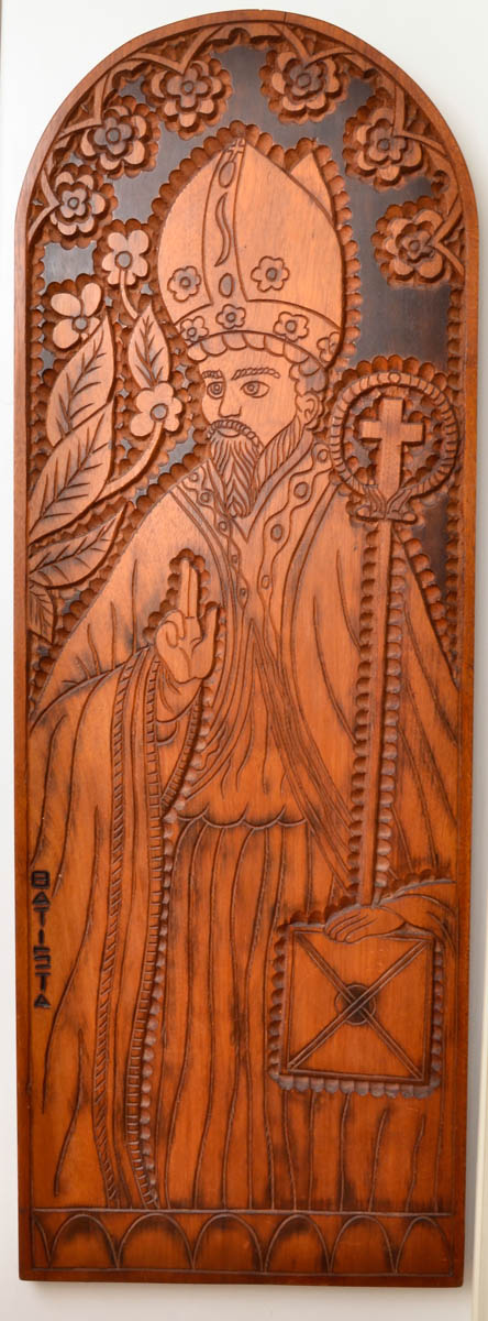 BAPTISTA - Placa de madeira entalhada med. 160 x 0,57 m.