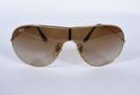 RAY BAN,  - Óculos de sol, no estojo. Com alguns arranhões.