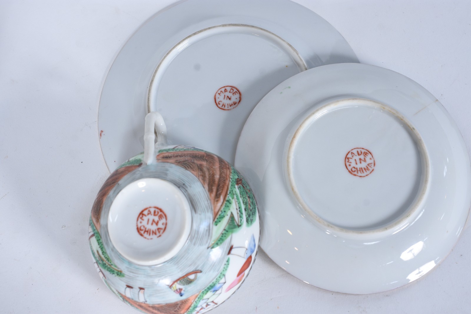 Serviço de porcelana oriental decorado com paisagem em policromia... - foto 6 de 7