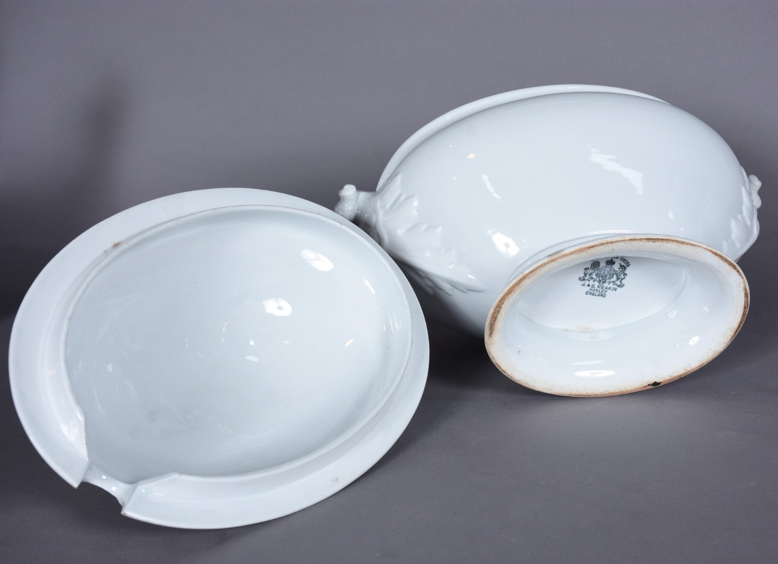 Sopeira de porcelana inglesa branca J & G Meakin, Hanley, pega da... - foto 6 de 8