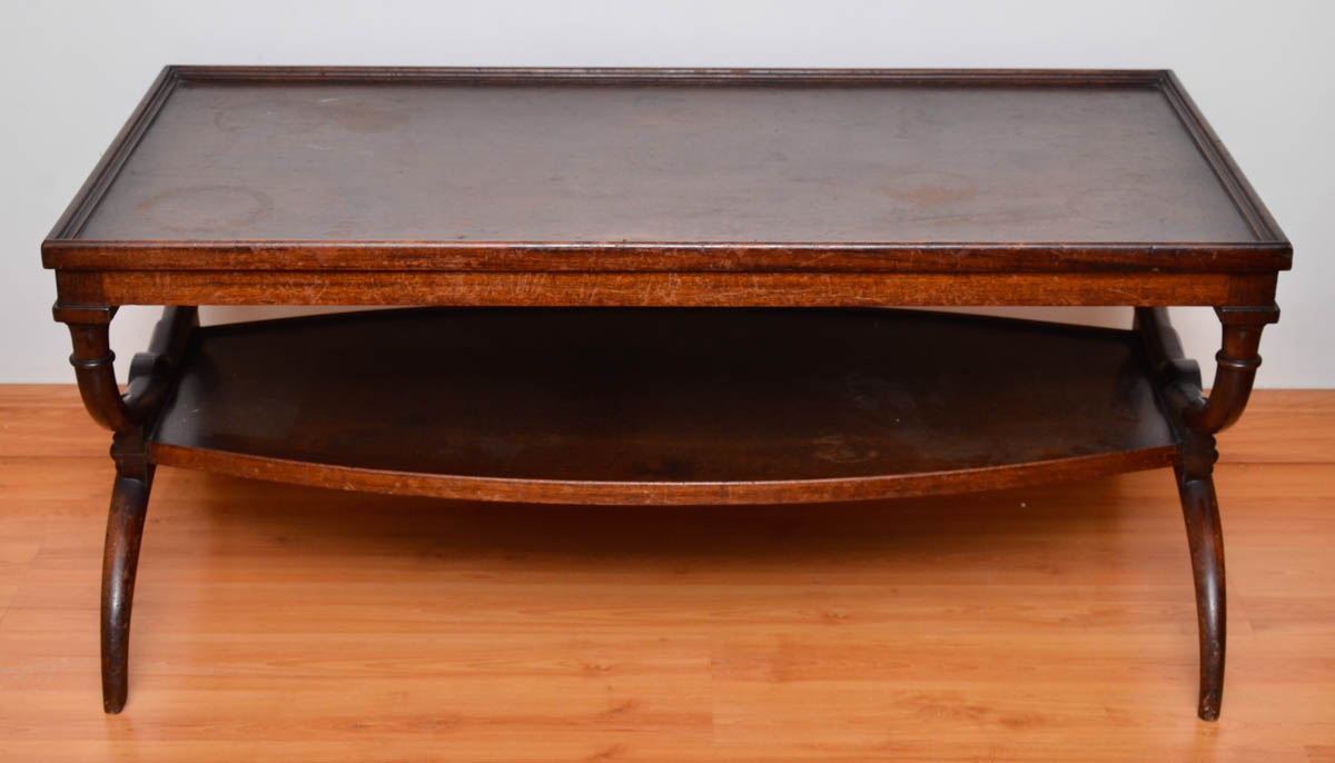 Mesa de centro de madeira nobre