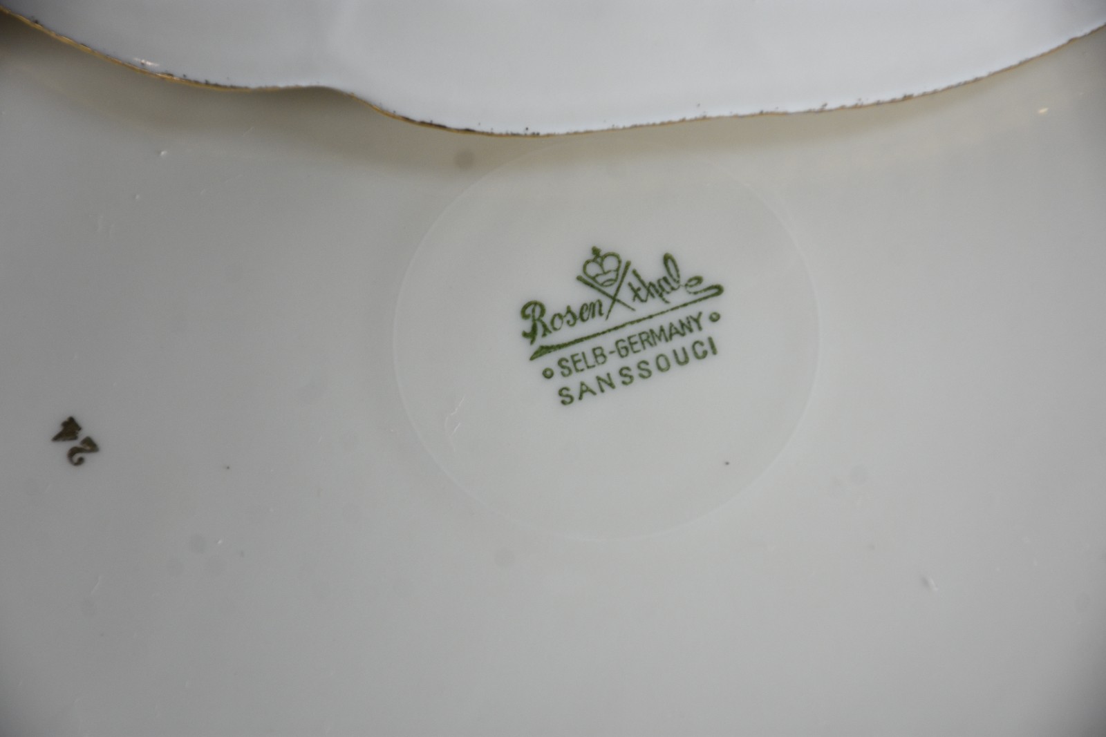 Aparelho de jantar de porcelana Rosenthal composto de: 12 pratos... - foto 4 de 11