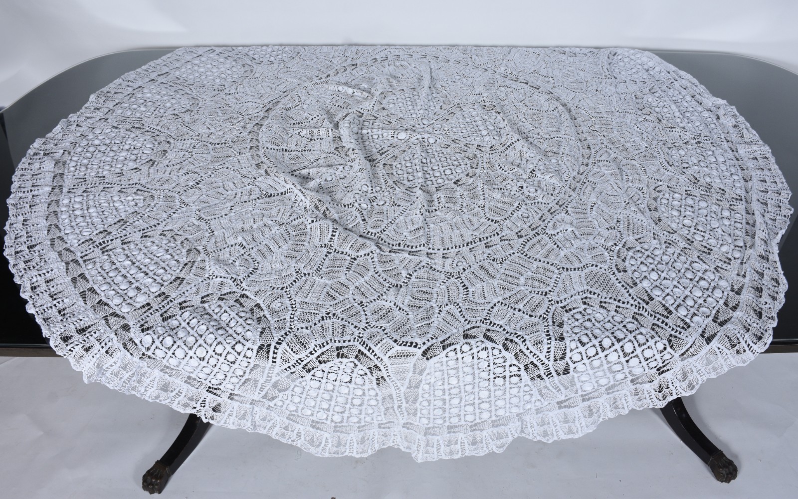 Toalha de mesa de renda branca Renascença. - foto 4 de 6