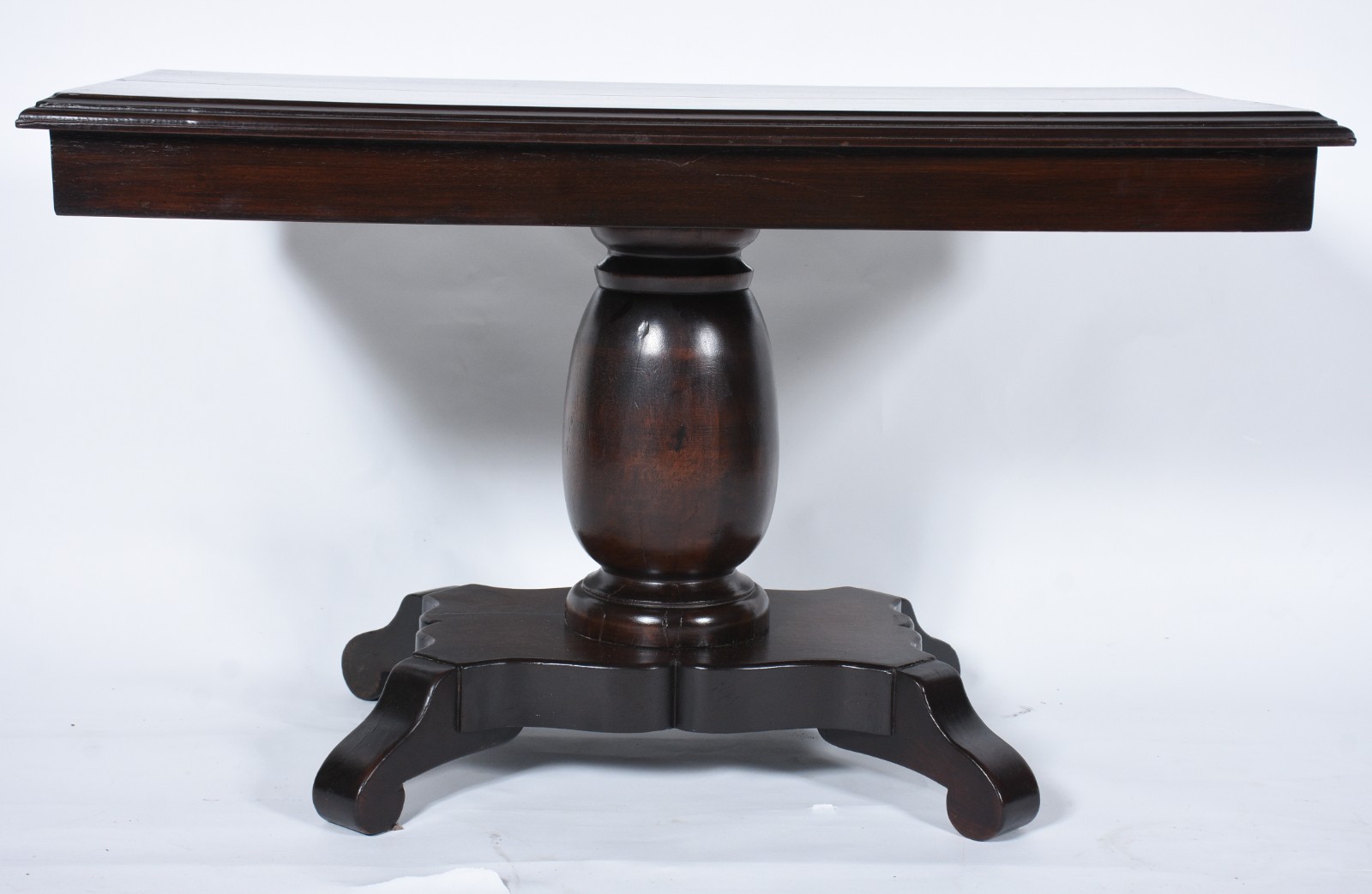 Mesa auxiliar de madeira nobre, tampo retangular (com fresta... - foto 2 de 7